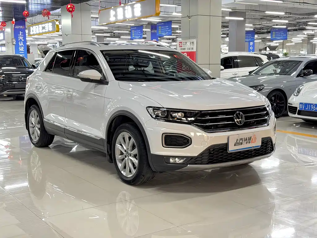 Volkswagen T-Roc 2022 — фото 3