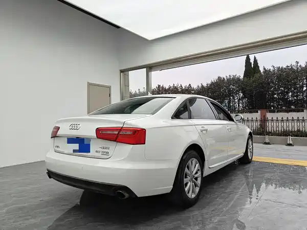 Audi A6L 2014