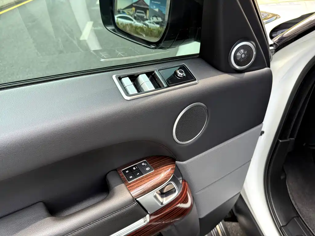 Land Rover Sport 2018 — фото 27
