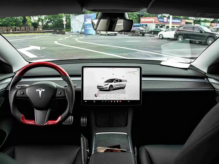 Tesla Model 3 2022 — фото 18