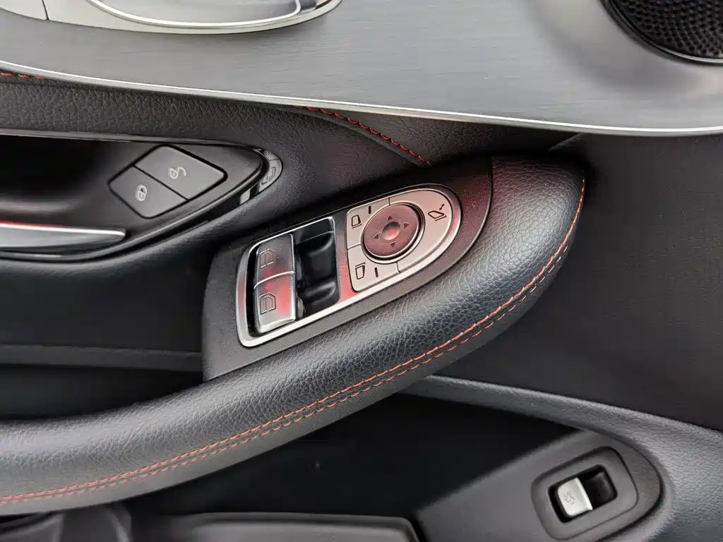 Mercedes-Benz C-Class 2022 — фото 9