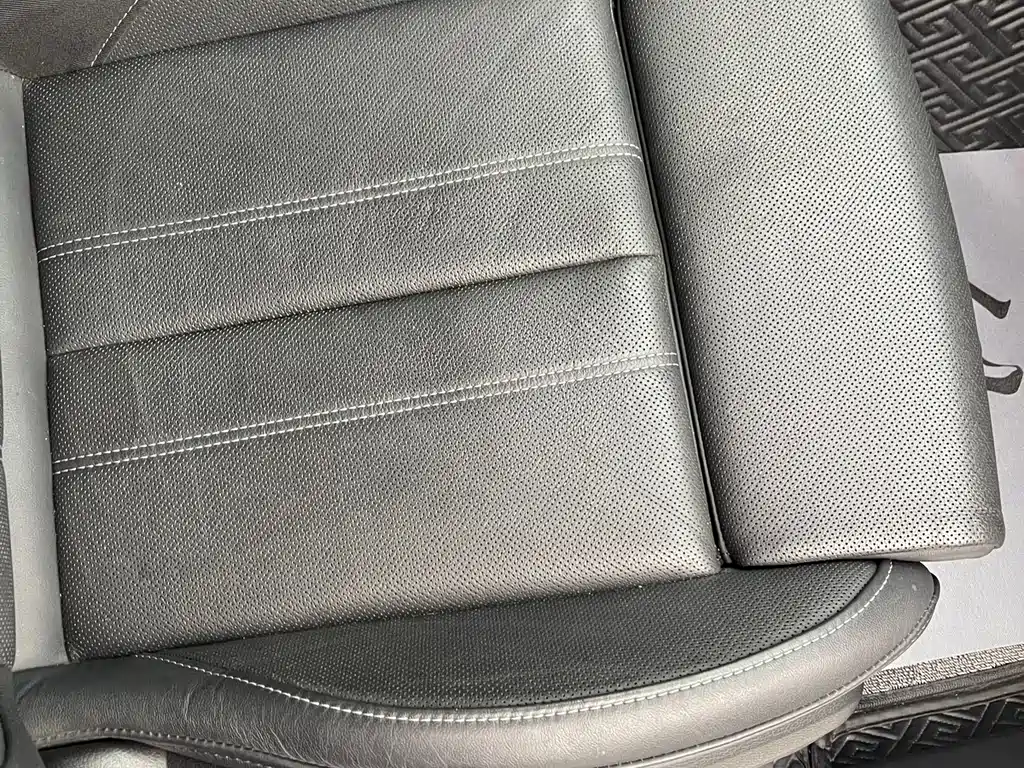 Audi A4L 2021 — фото 29
