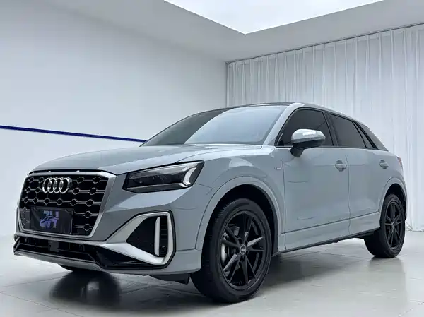 Audi Q2L 2023