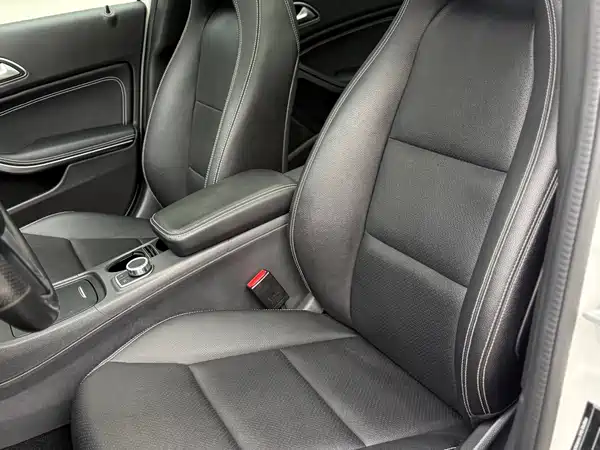 Mercedes-Benz GLA 2015