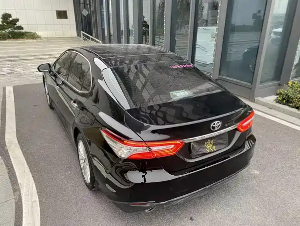 Toyota Camry 2019