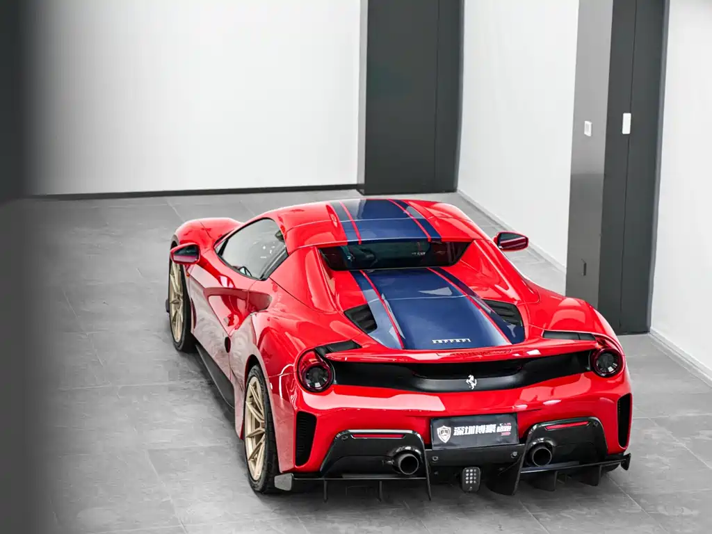 Ferrari 488 2019 — фото 11