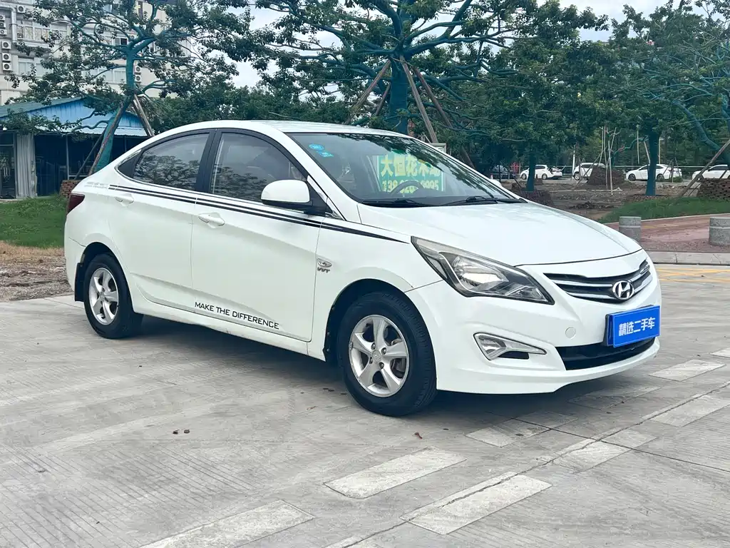 Hyundai Verna 2016 — фото 3