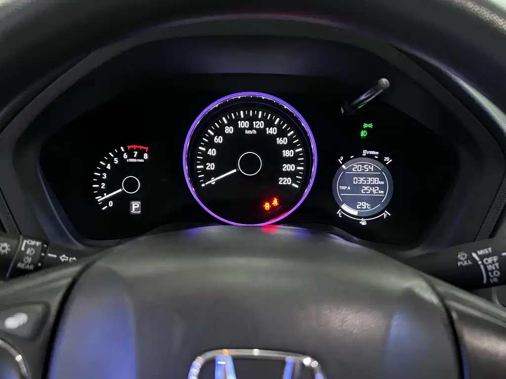 Honda Vezel 2019 — фото 10