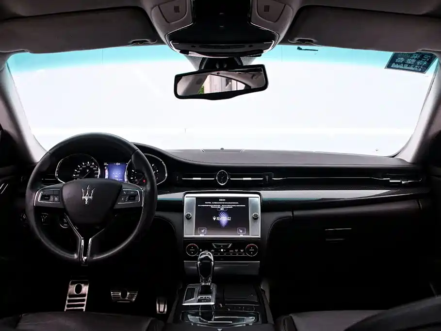 Maserati Quattroporte 2013 — фото 5
