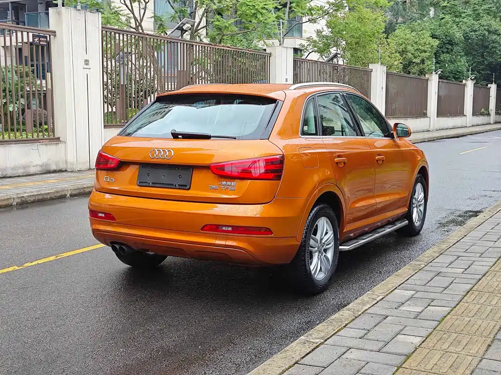 Audi Q3 2014 — фото 14
