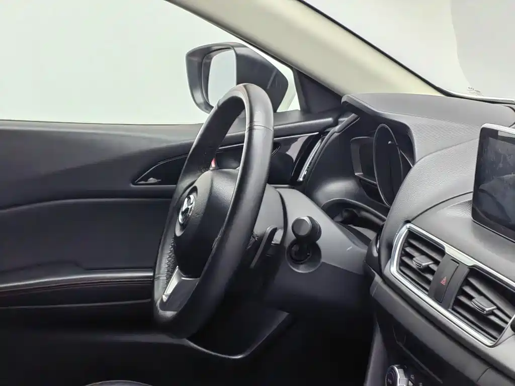 Mazda 3 Angkesela 2015 — фото 22