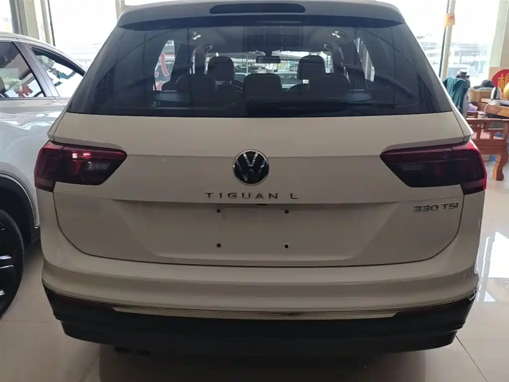Volkswagen Tiguan L 2021 — фото 6