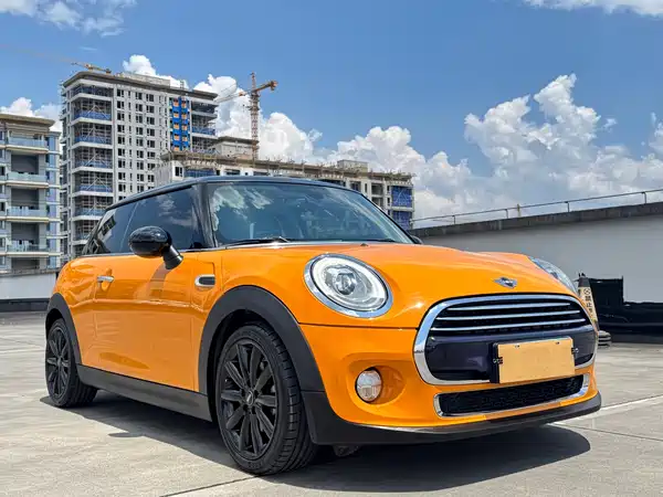 MINI 2017