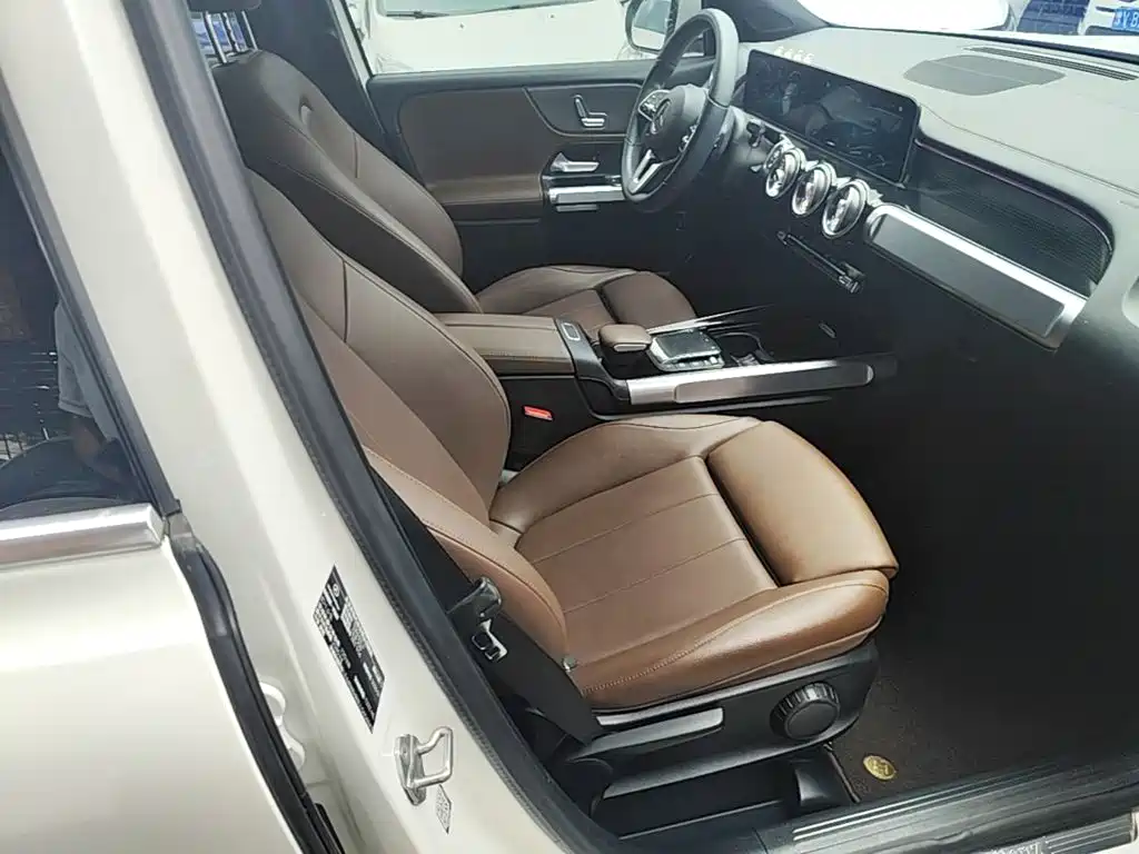 Mercedes-Benz GLB 2020 — фото 25