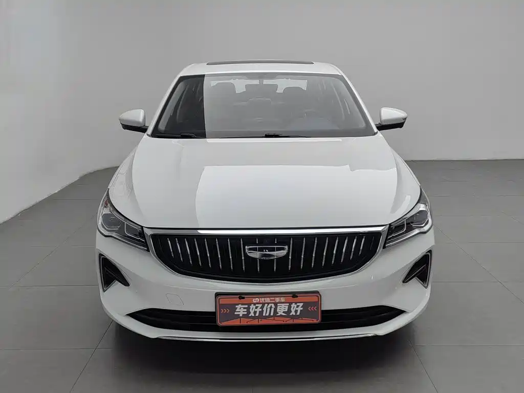 Geely Emgrand 2023