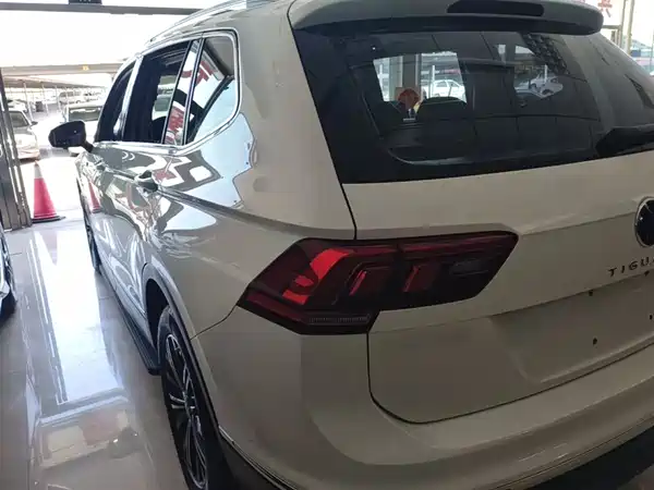 Volkswagen Tiguan L 2021