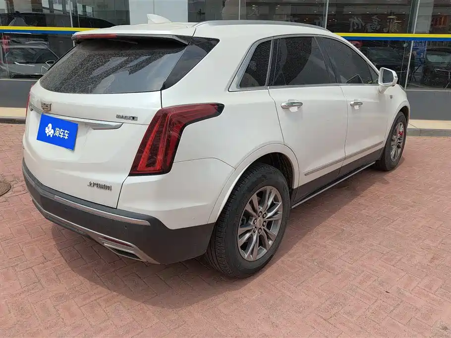 Cadillac XT5 2020 — фото 3