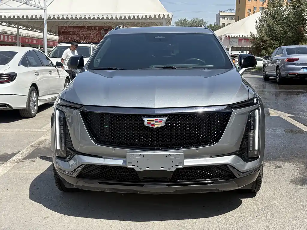 Cadillac XT5 2025 — фото 3