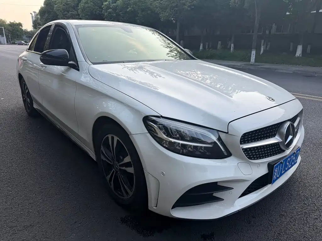 Mercedes-Benz C-Class 2019
