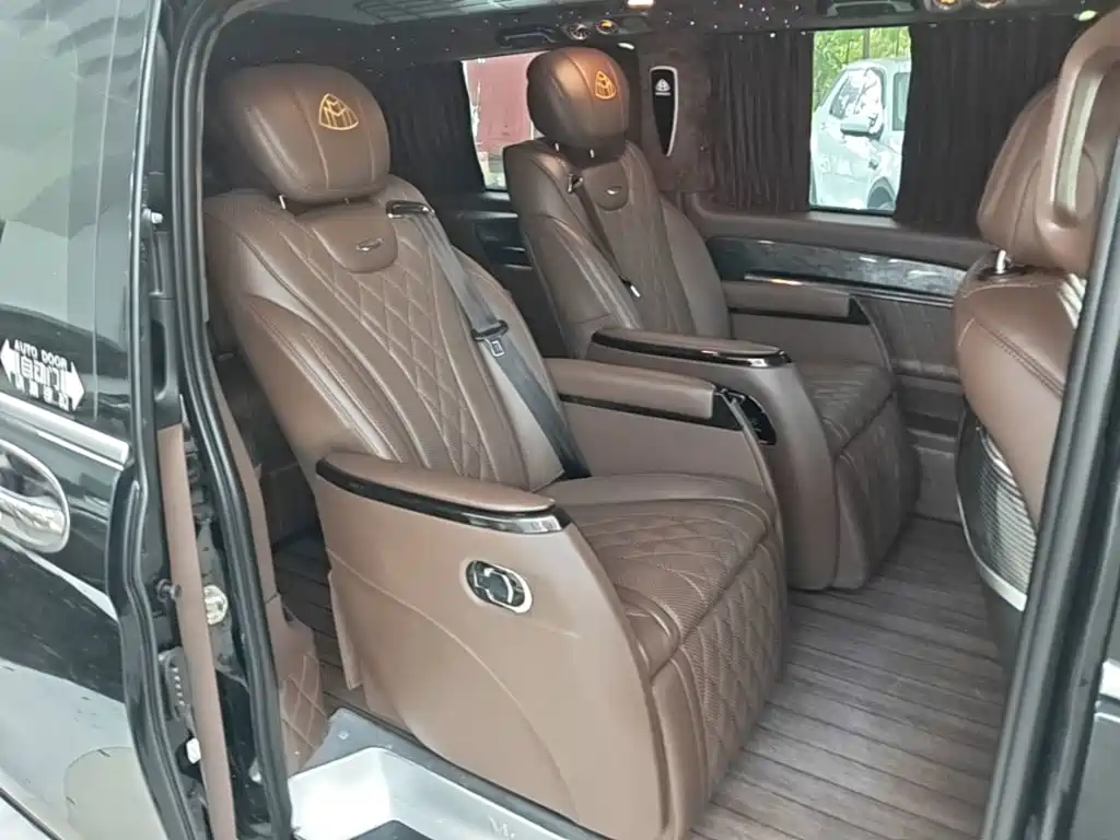 Mercedes-Benz Vito 2022 — фото 17