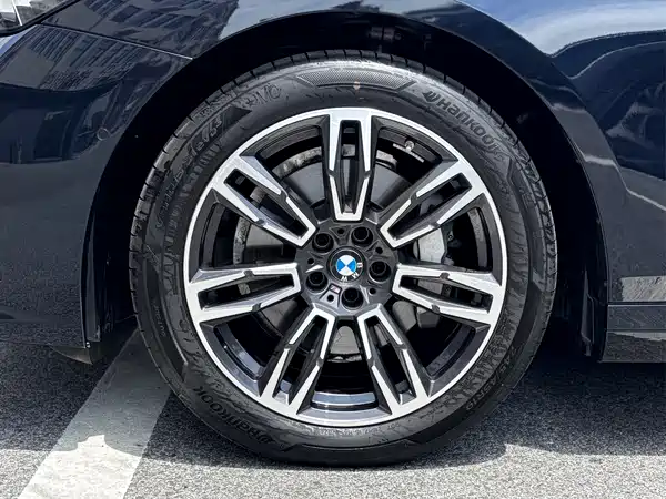 BMW 5 Series 2024