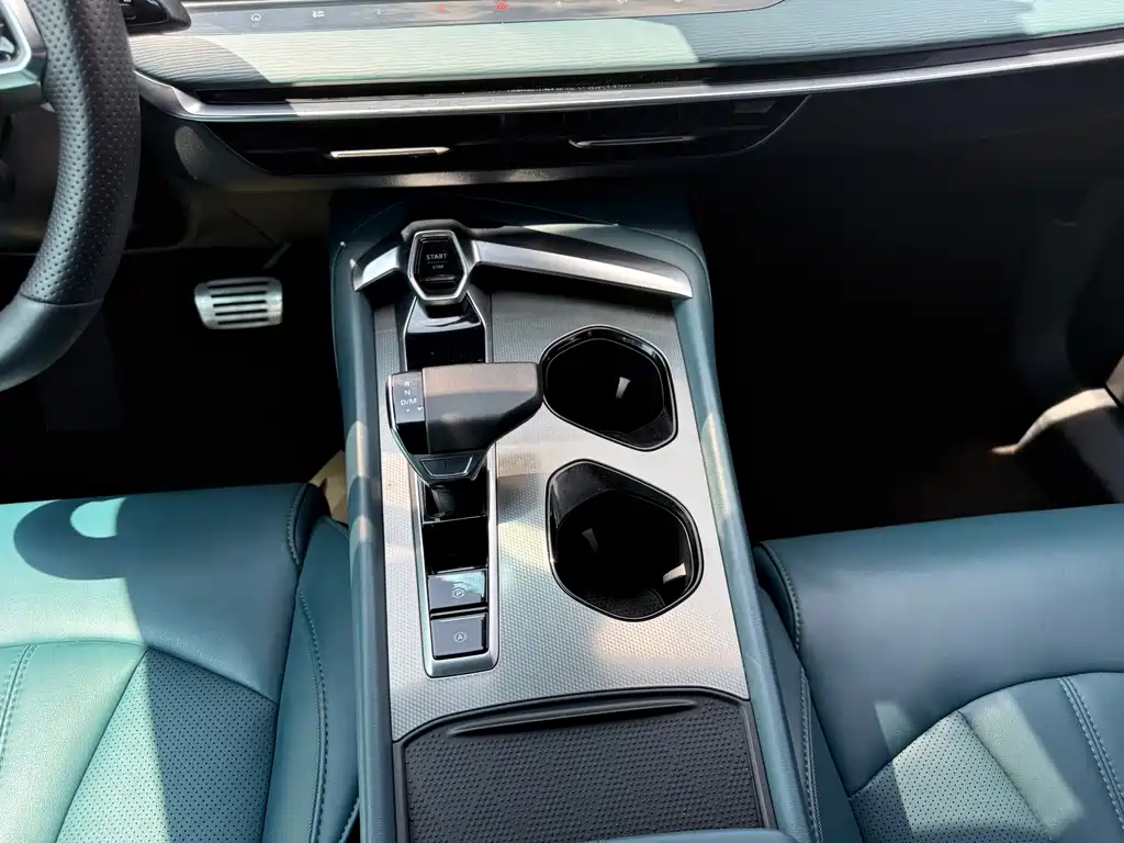 MG MG7 2023 — фото 9