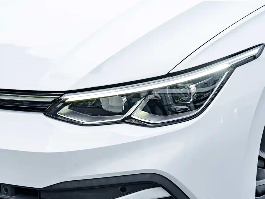 Volkswagen Golf 2022