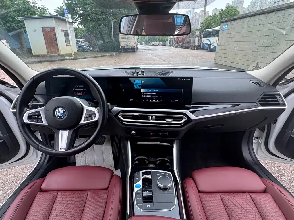 BMW i3 2024 — фото 5