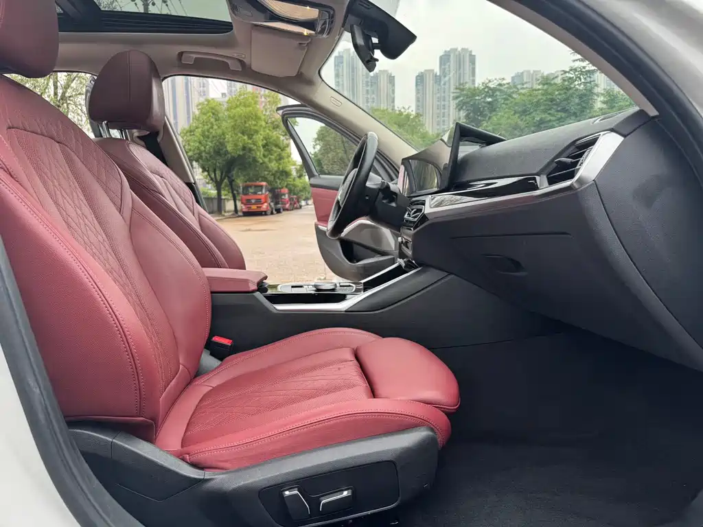 BMW i3 2024 — фото 14