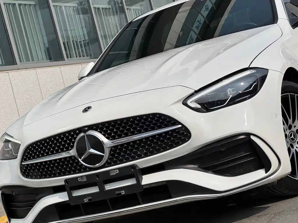 Mercedes-Benz C-Class 2023 — фото 2