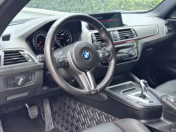 BMW M2 2019