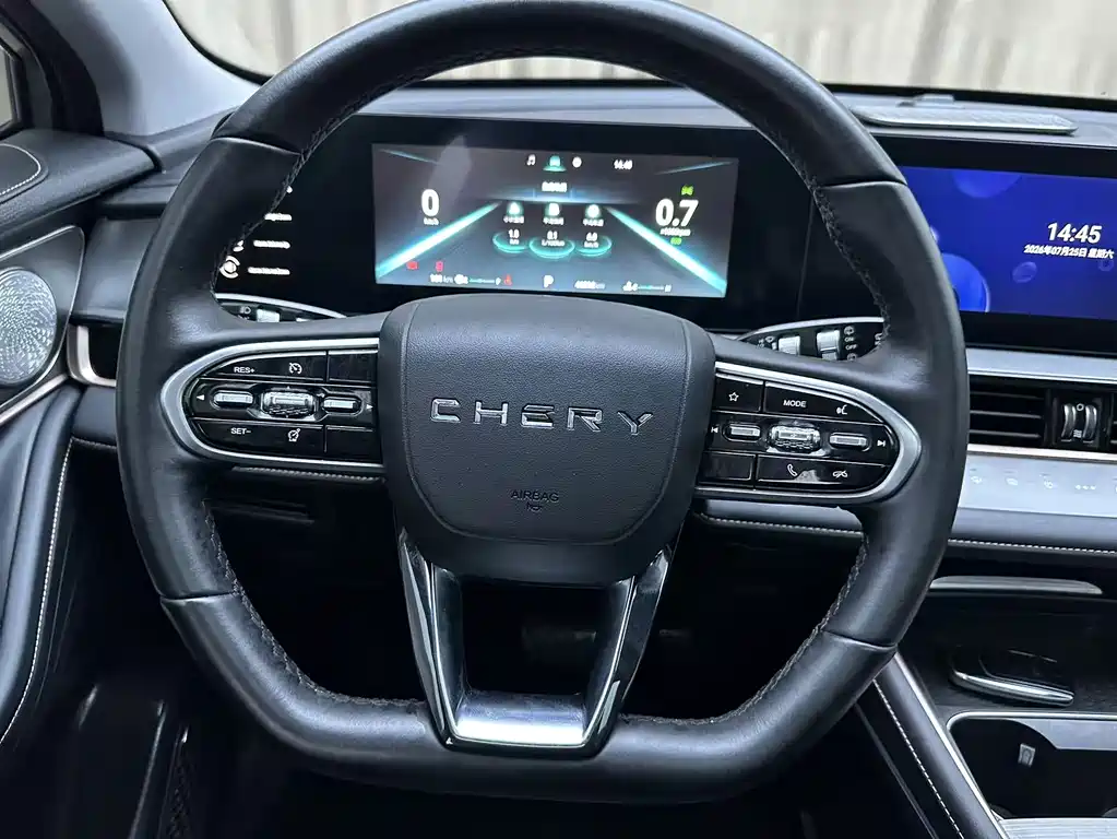 Chery Omoda 2023 — фото 10