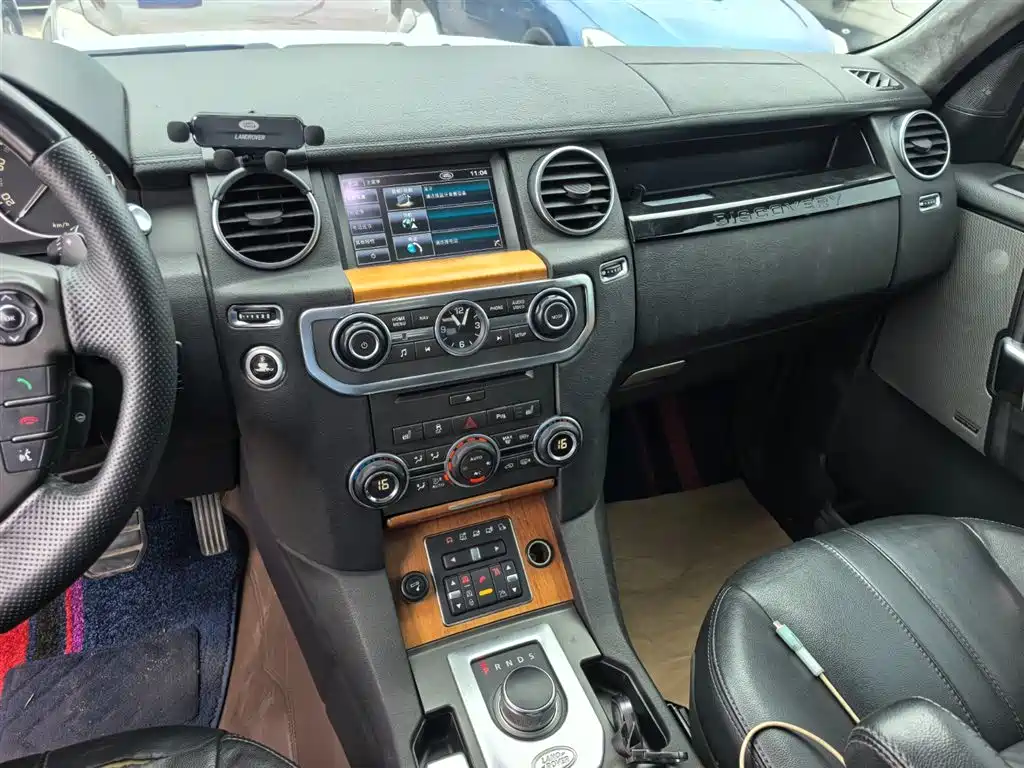Land Rover Discovery 2013 — фото 15