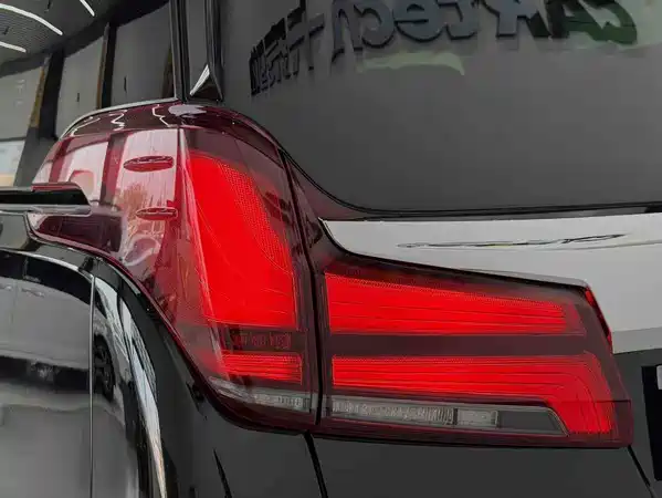 Toyota Alphard 2020