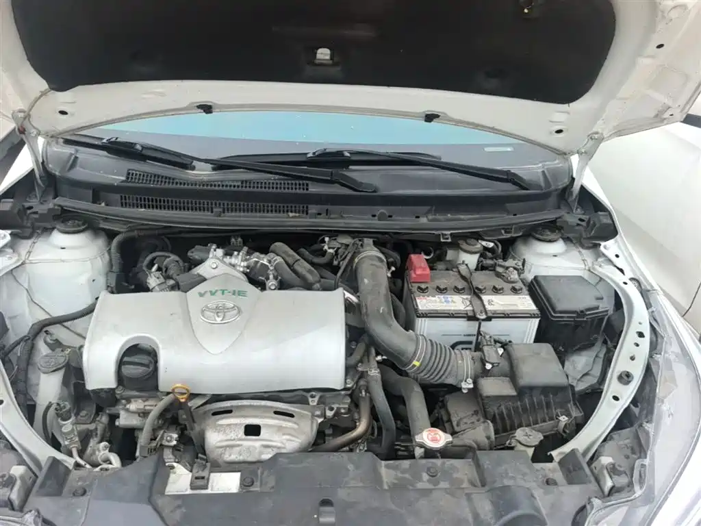 Toyota Yaris L 2021 — фото 20