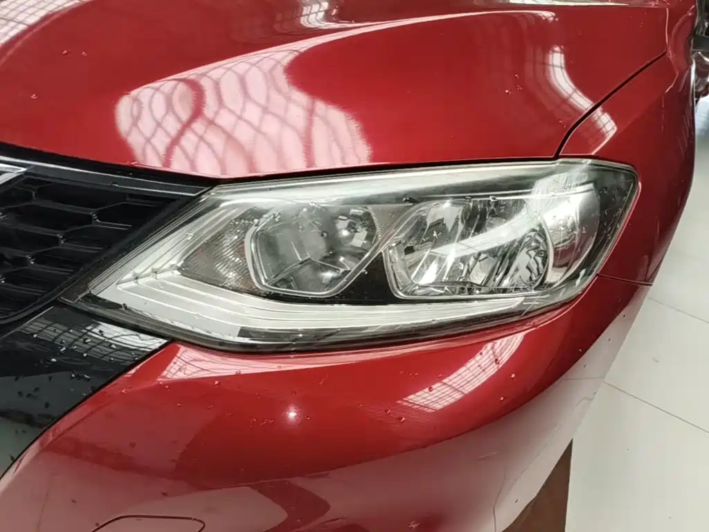 Nissan Tiida 2019 — фото 24