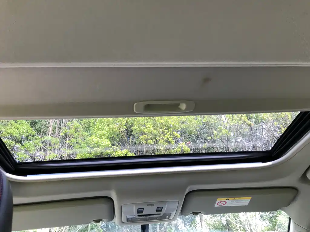 Toyota RAV4 2015 — фото 16