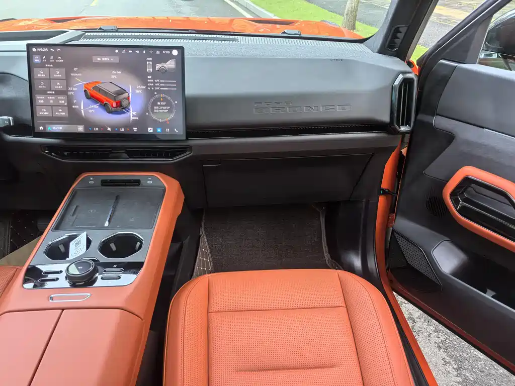 Ford Bronco 2025 — фото 16