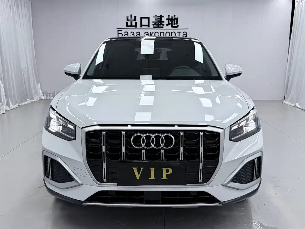Audi Q2L 2022