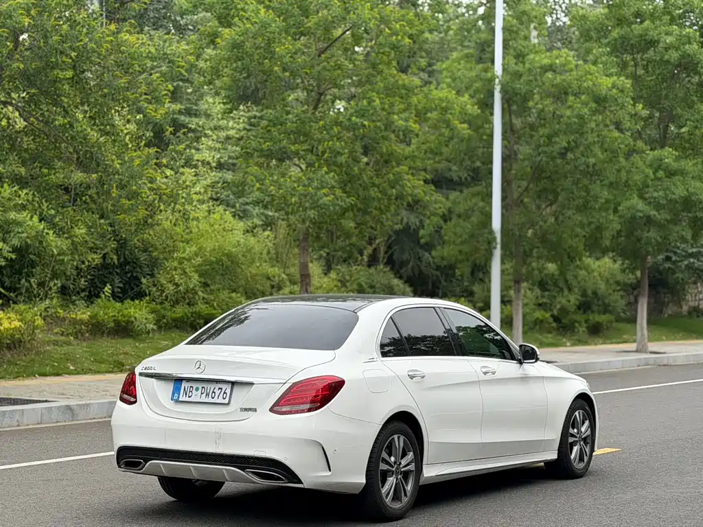 Mercedes-Benz C-Class 2018 — фото 13