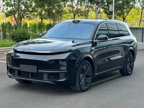 Li Auto L8 2024