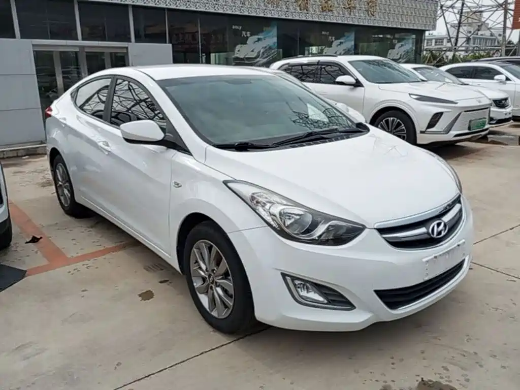 Hyundai Elantra 2016