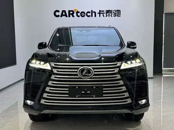 Lexus LX 2025