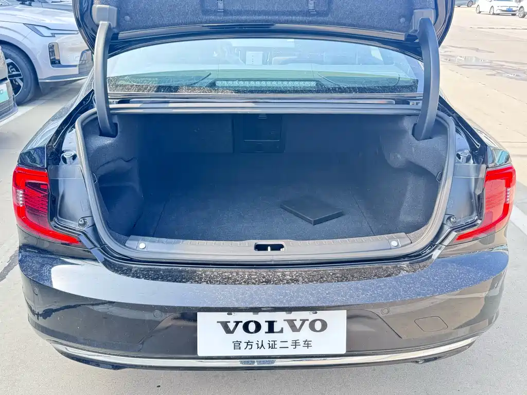 Volvo S90 2024 — фото 14