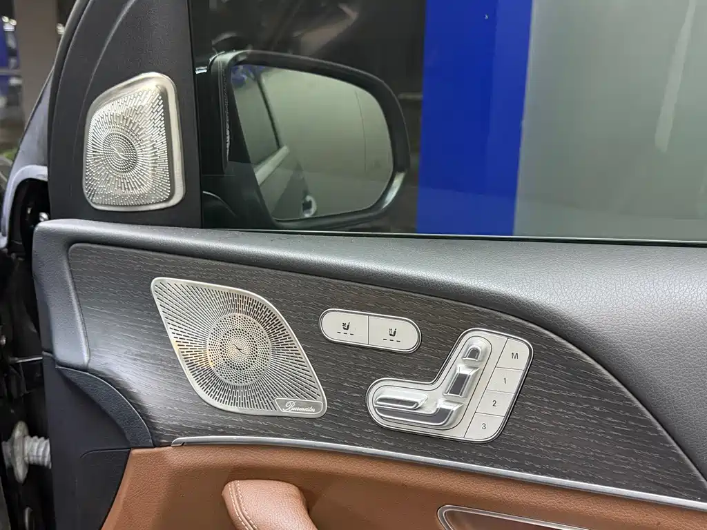 Mercedes-Benz GLE 2023 — фото 8