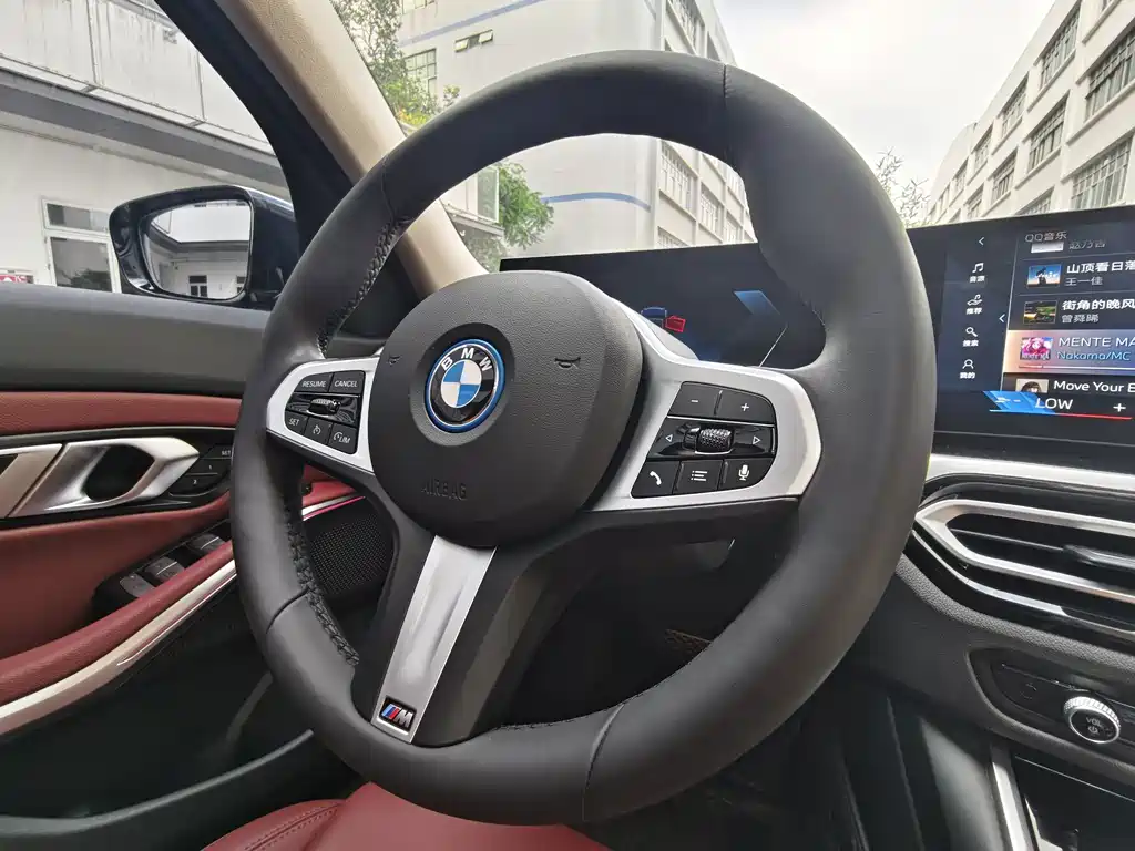 BMW i3 2023 — фото 19
