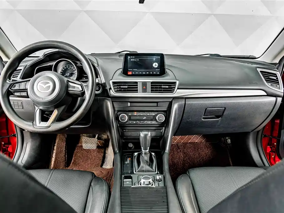 Mazda 3 Angkesela 2017 — фото 12