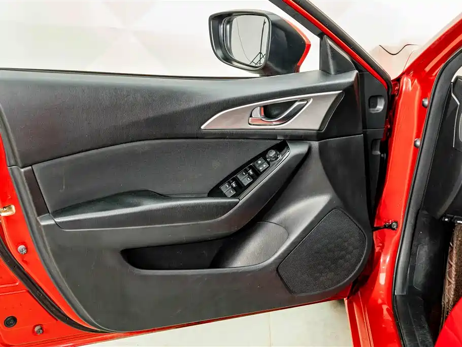 Mazda 3 Angkesela 2017 — фото 16