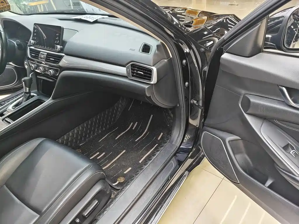 Honda Inspire 2020 — фото 4