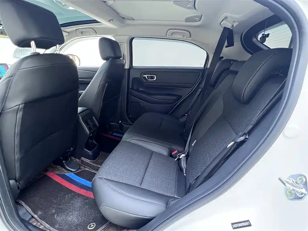 Honda Vezel 2023 — фото 10